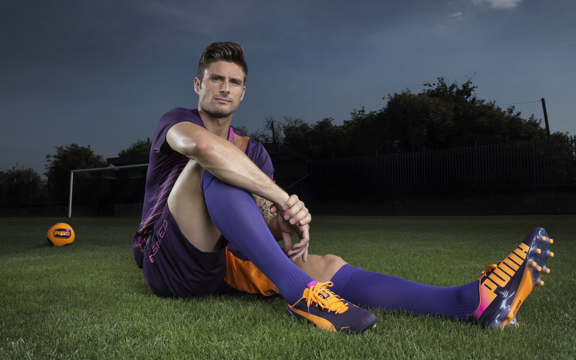 哈兰德轻松刷新英超百球纪录，曼城需谨慎使用，哈兰德十佳球